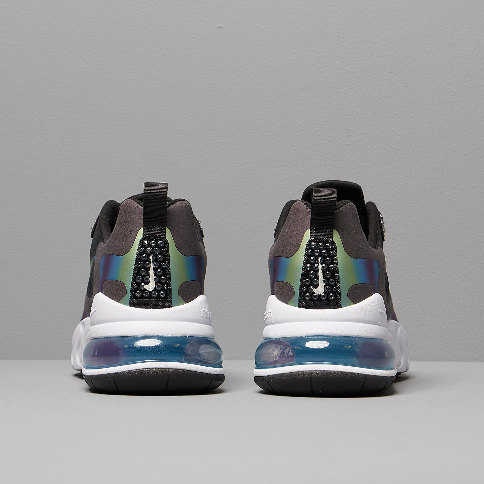 Herren Sneaker und Schuhe Nike Air Max 270 React 20 Dk Smoke Grey/ Multi-Color-Black-White