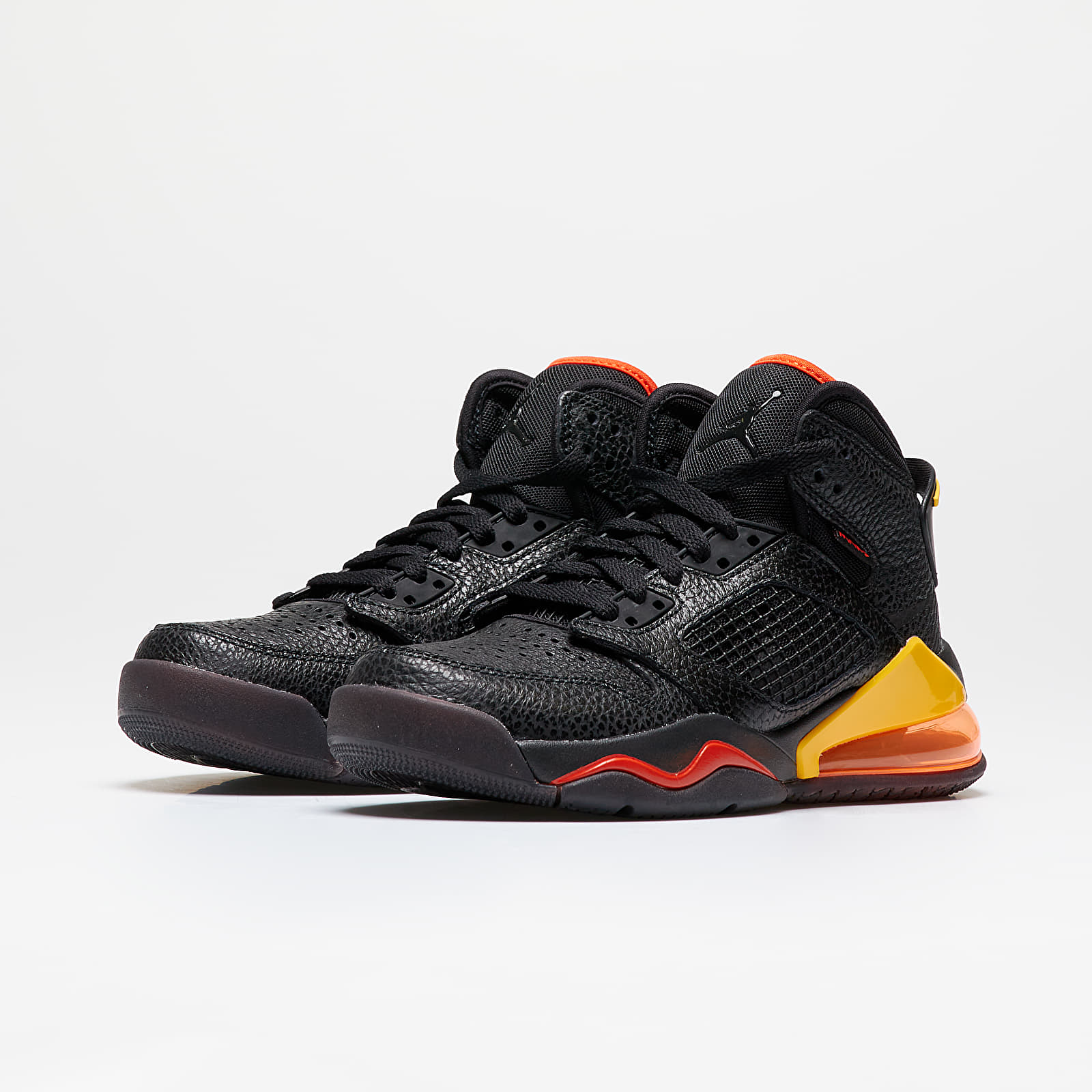 Nike jordan mars 270 orange on sale
