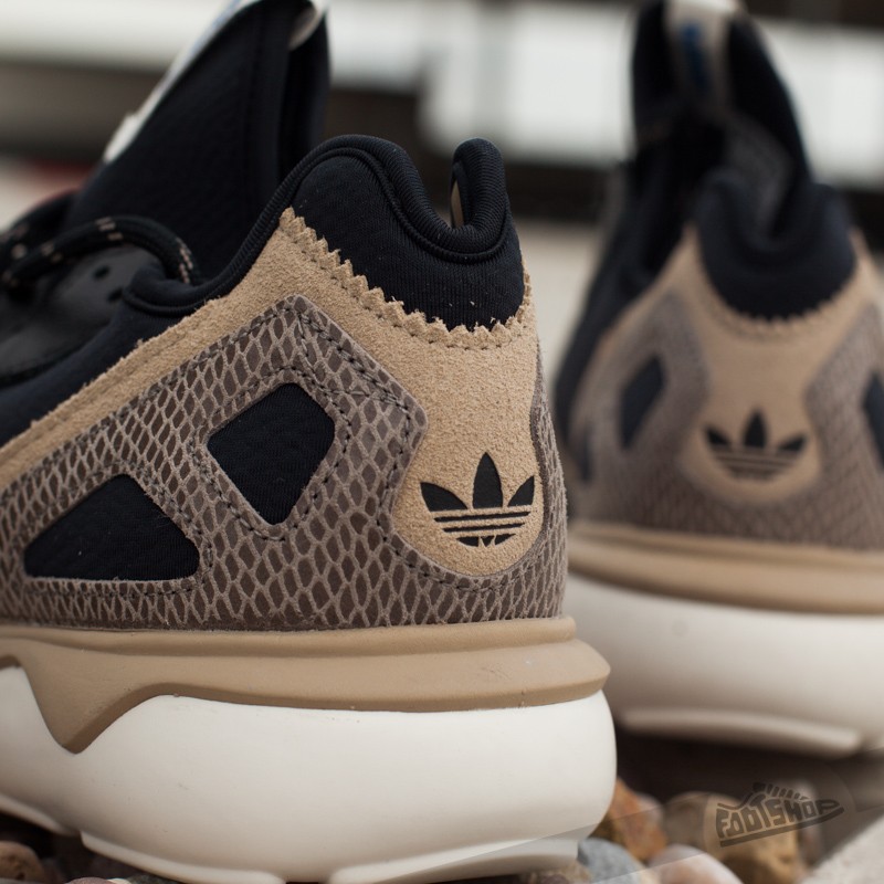 Tubular outlet runner beige