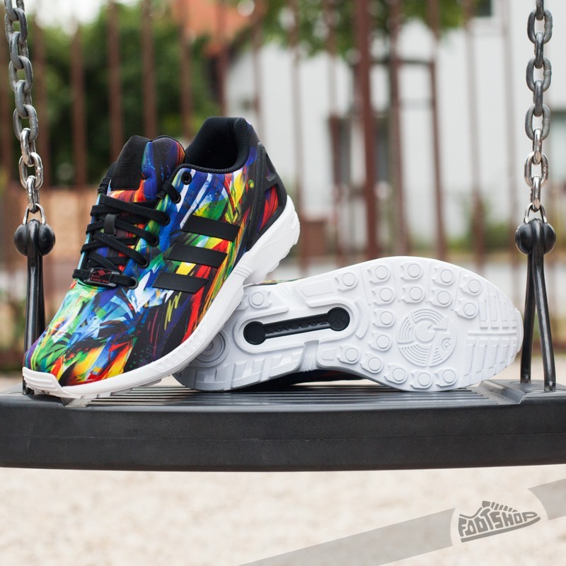 ¥¥ adidas ZX Flux Core Black / Core Black / White | Footshop