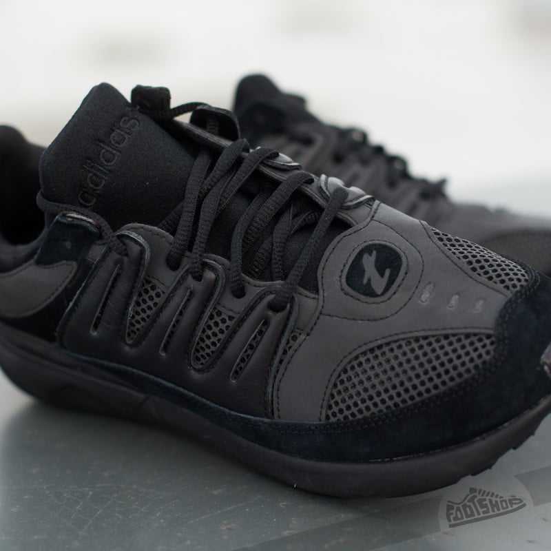 Adidas tubular clearance 93 triple black