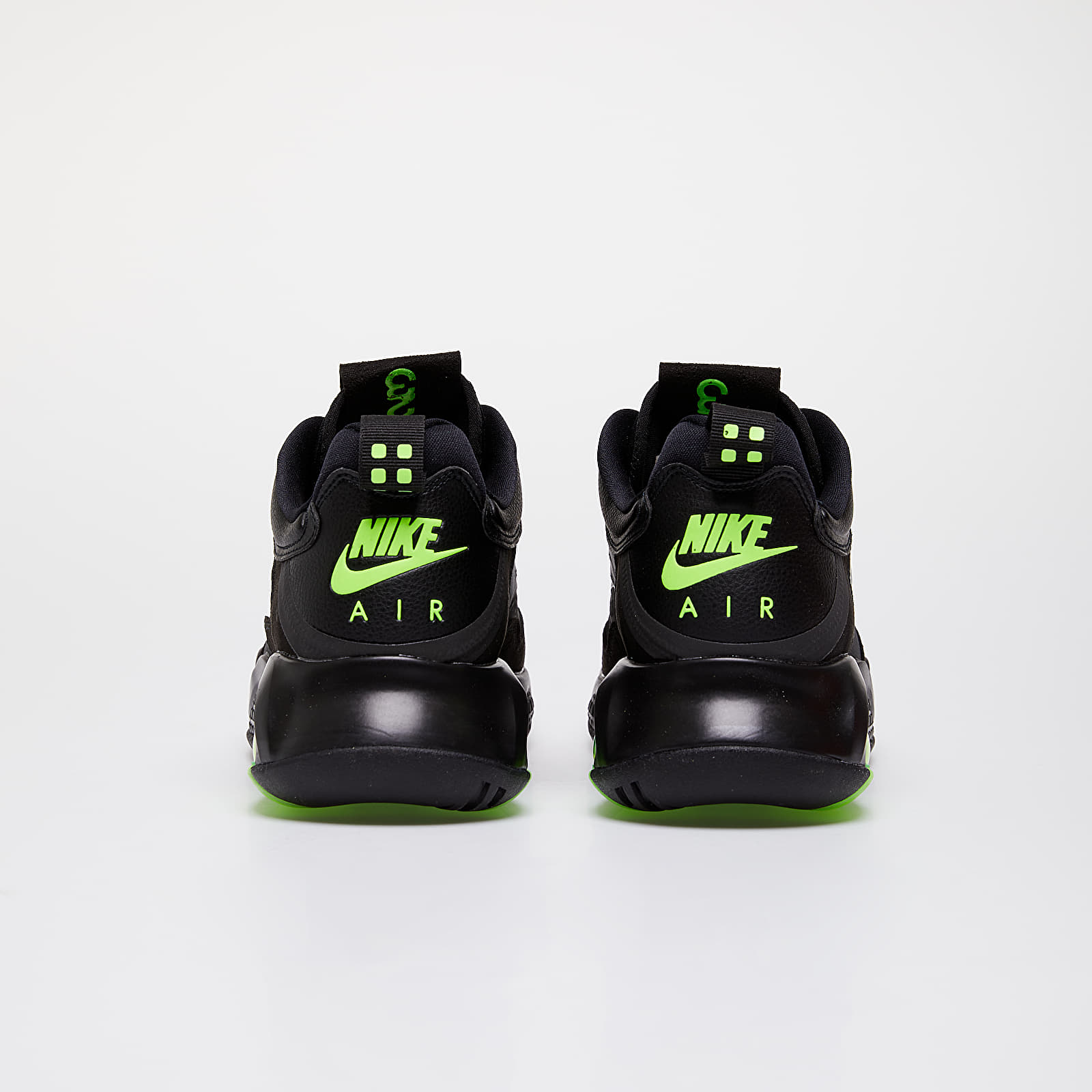 200 black and green 2025