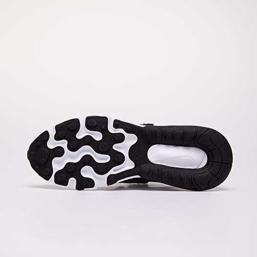 Nike 260 react deals