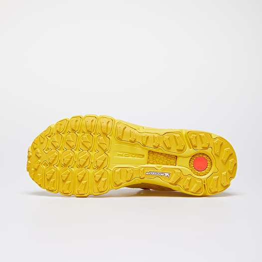 Calzado under armour 2015 yellow top