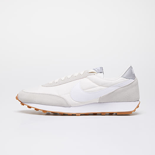Scarpe donna Nike W Daybreak Summit White/ White-Pale Ivory | Footshop