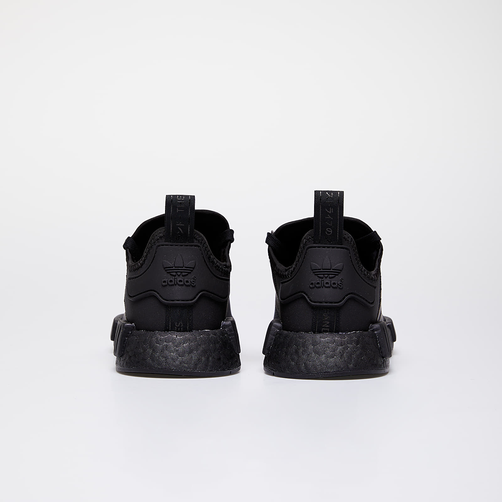 Buty męskie adidas NMD_R1 Core Black/ Core Black/ Core Black