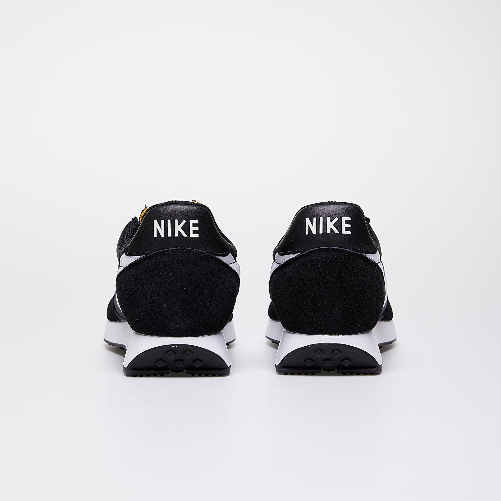 Chaussures et baskets homme Nike Air Tailwind 79 Black/ White-Team Orange