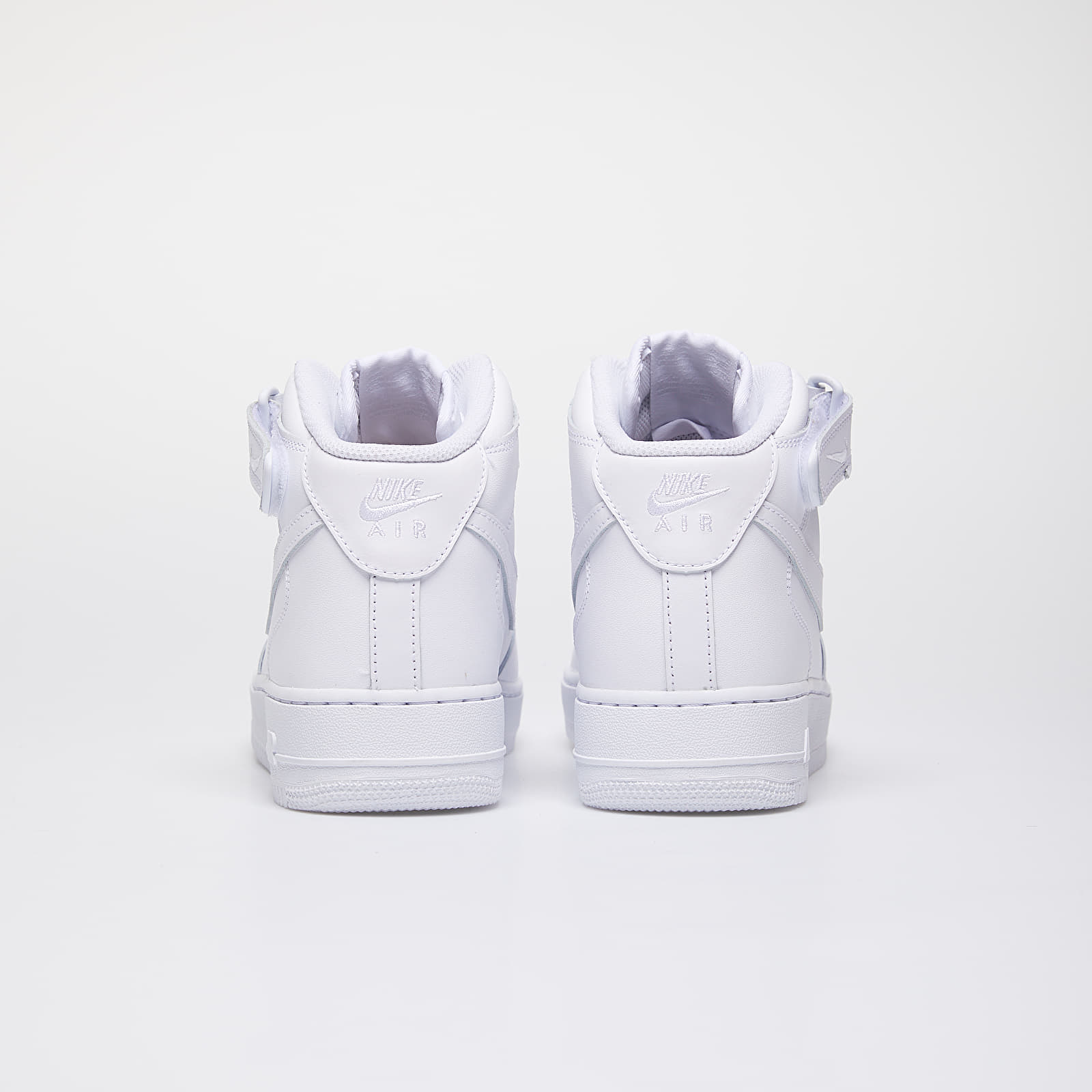 Încălțăminte și sneakerși pentru bărbați Nike Air Force 1 Mid '07 White/ White