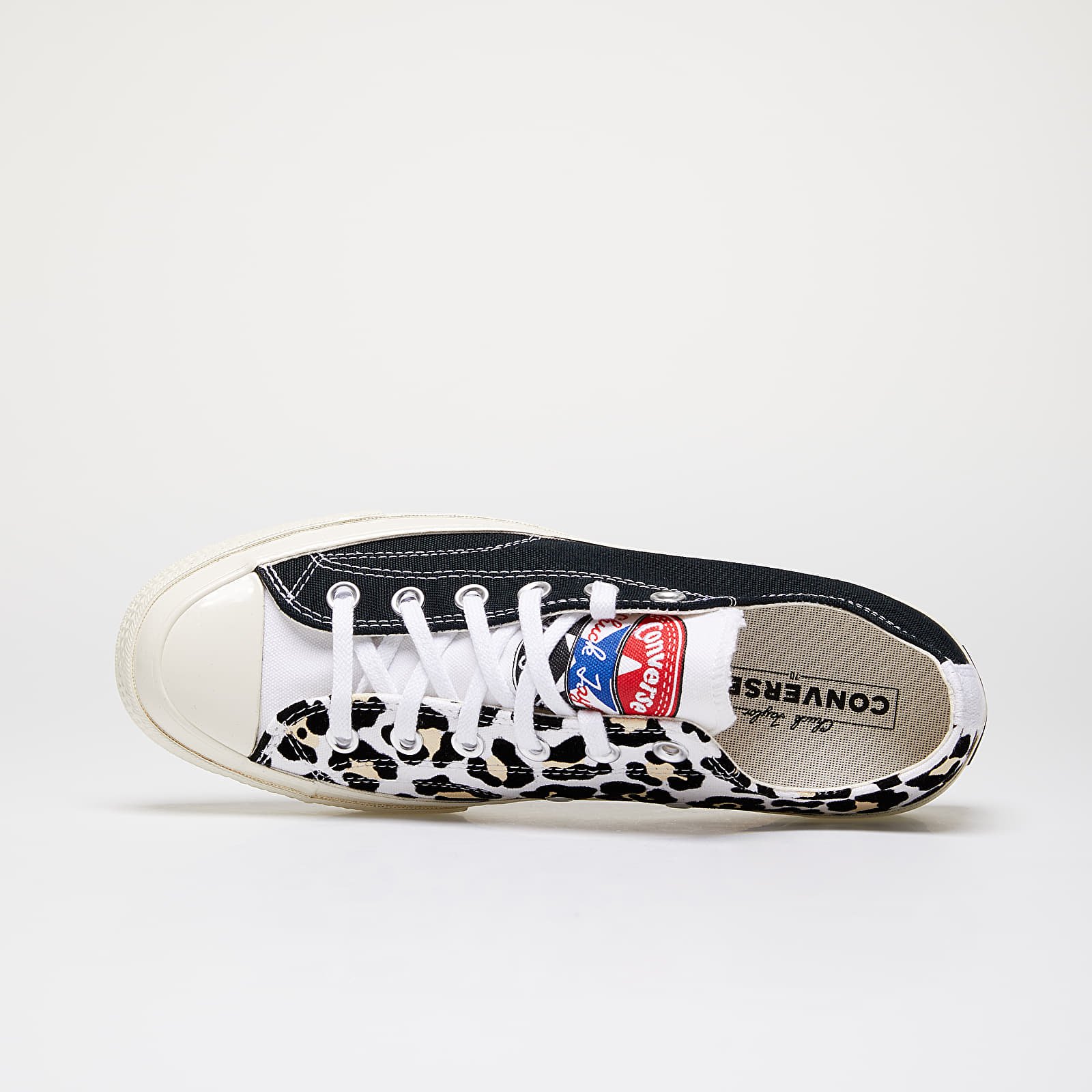 Converse chuck 70 logo play sales