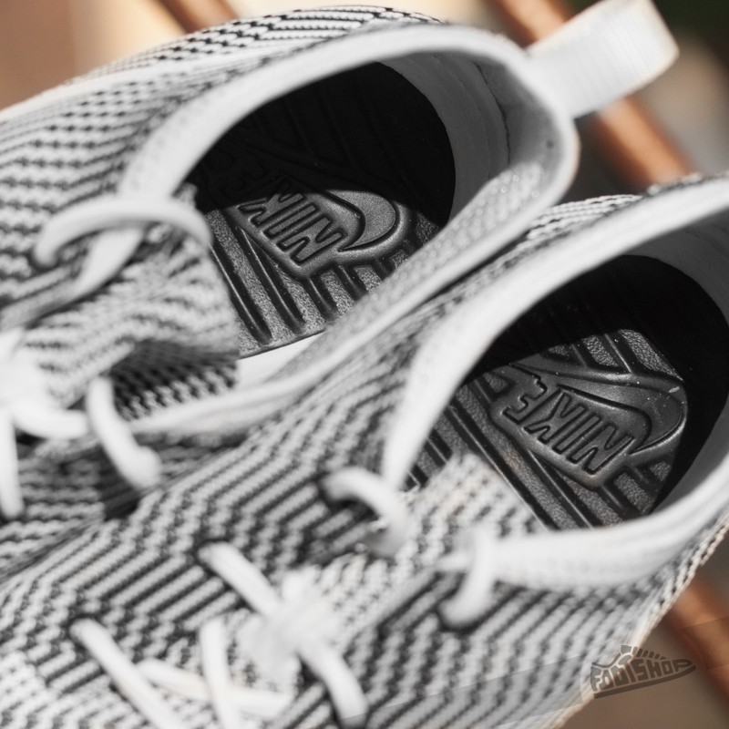 Women's shoes Nike Solarsoft Costa KJCRD Black/ White