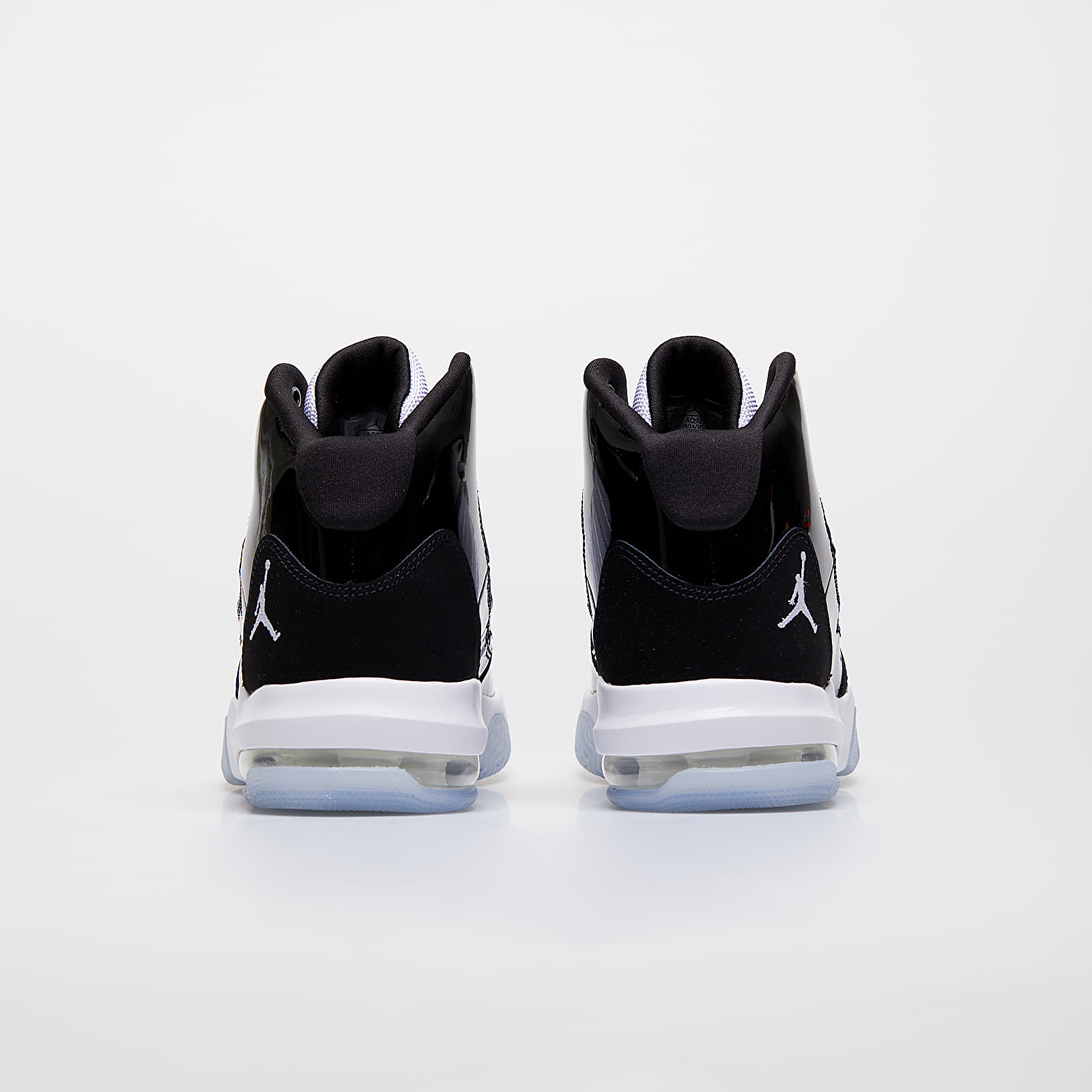 Kids sneakers and shoes Jordan Max Aura GS Black White Footshop