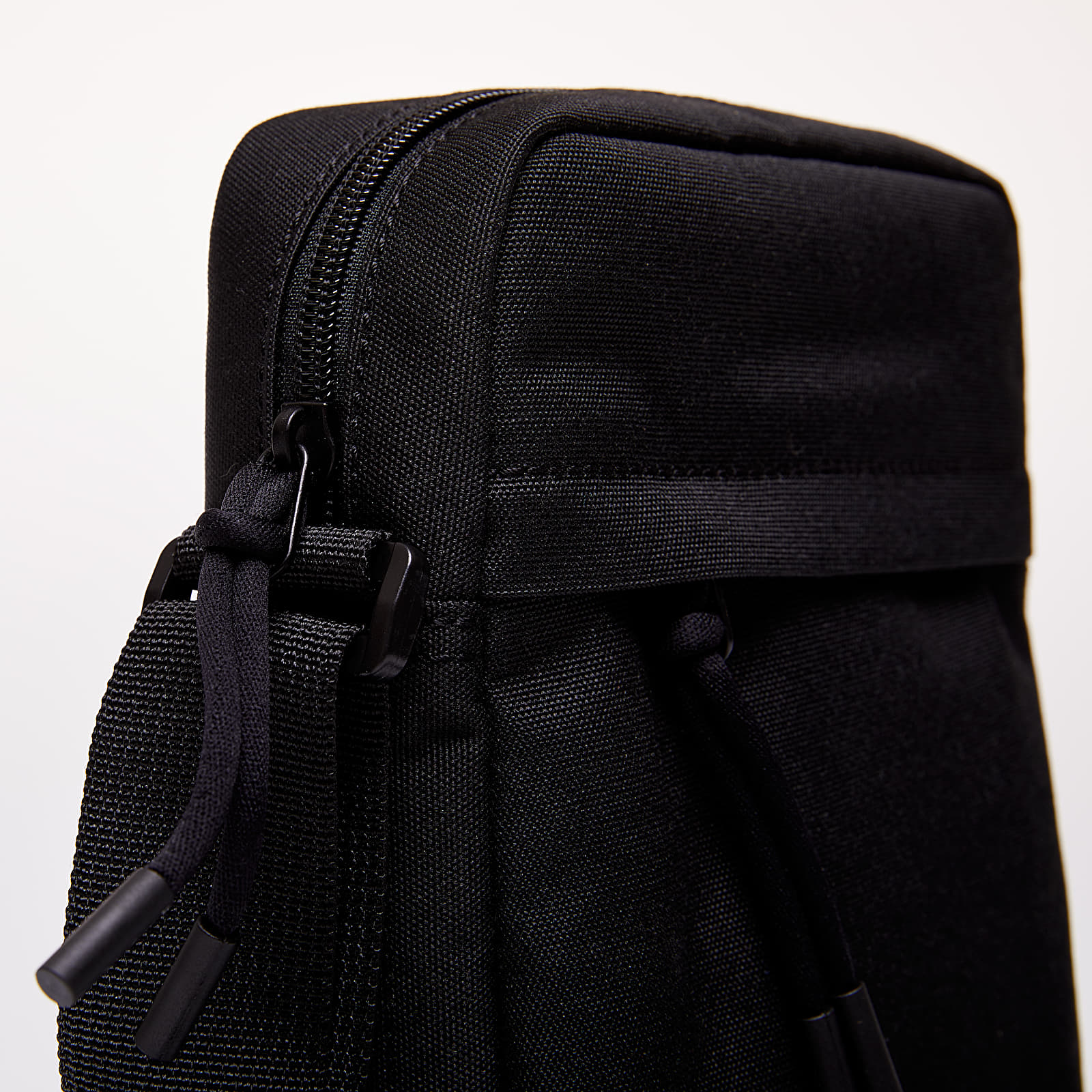 Bags & backpacks LACOSTE Neocroc Vertical Camera Bag Black
