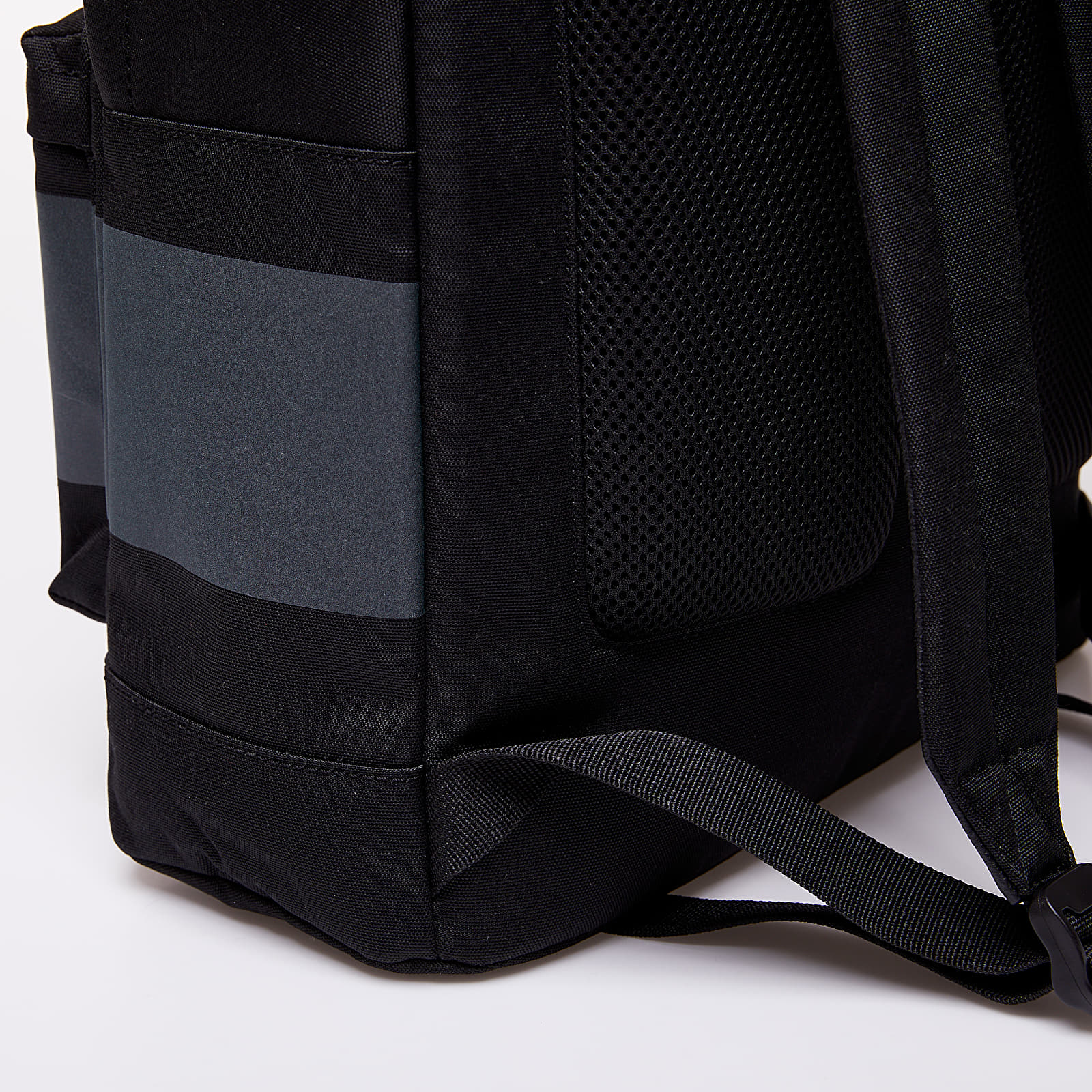 Hátizsákok LACOSTE Neocroc Classic Solid Backpack Black