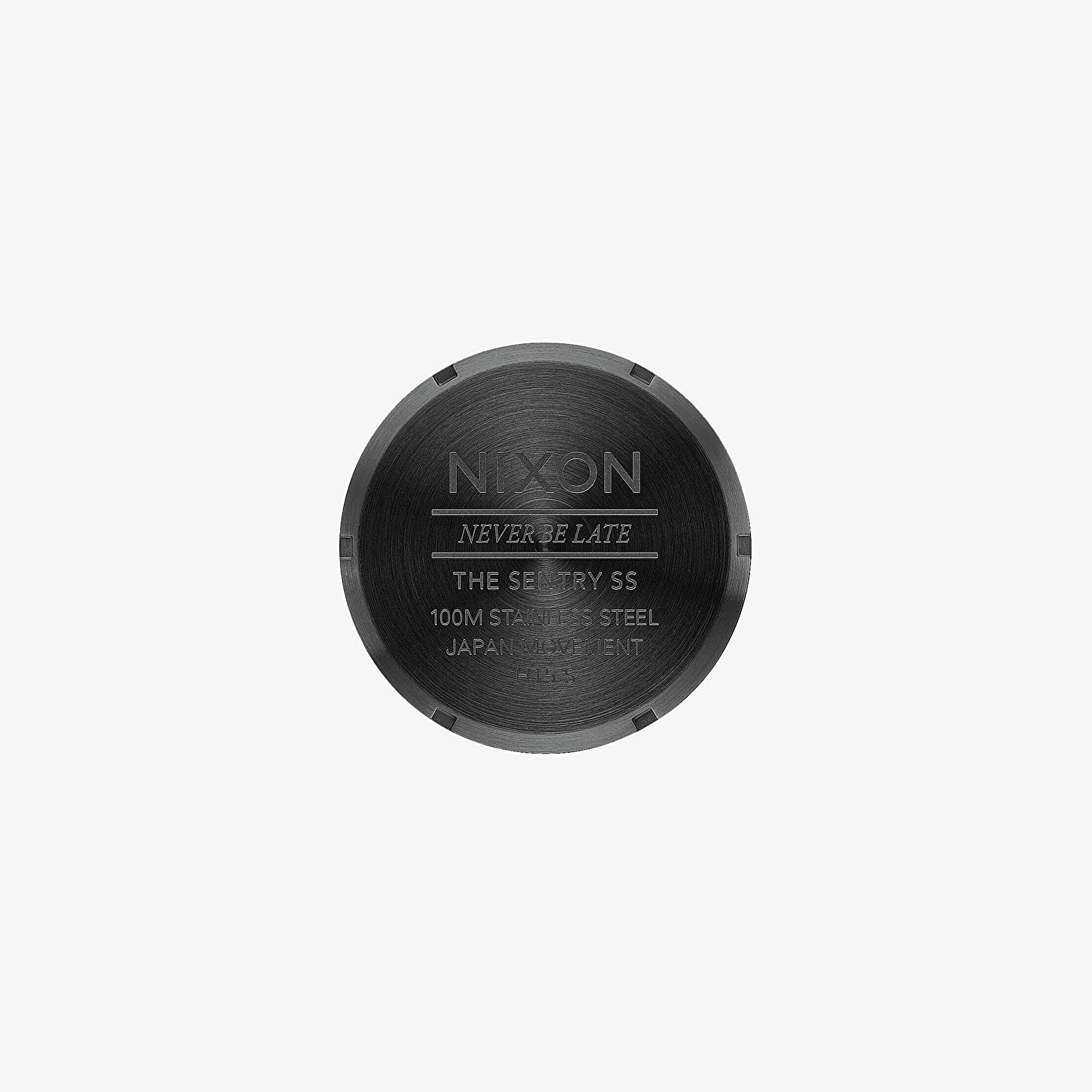 Nixon never be late the sentry 100m stainless 2025 steel