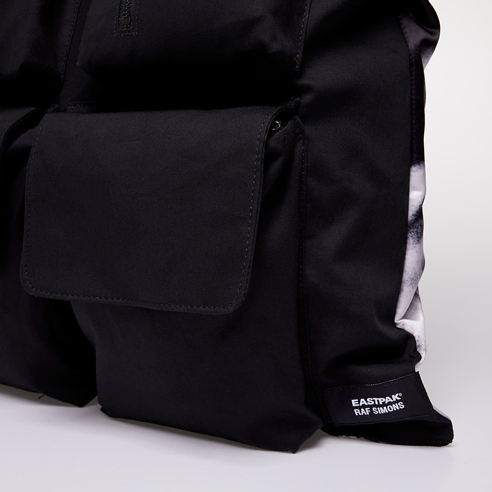 Batohy EASTPAK x RAF SIMONS Poster Backpack Black