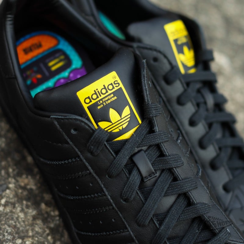 Herresko adidas Superstar Pharrell Supershell Carbon Black/ Carbon Black/ Yellow
