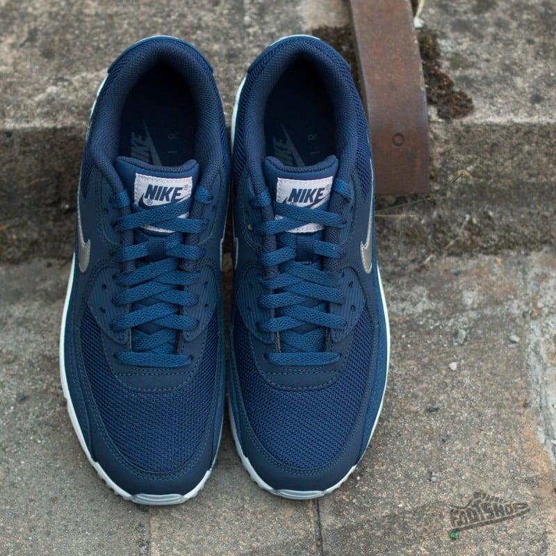 Férfi cipők Nike Air Max 90 Essential Midnight Navy/ Metallic Silver- White