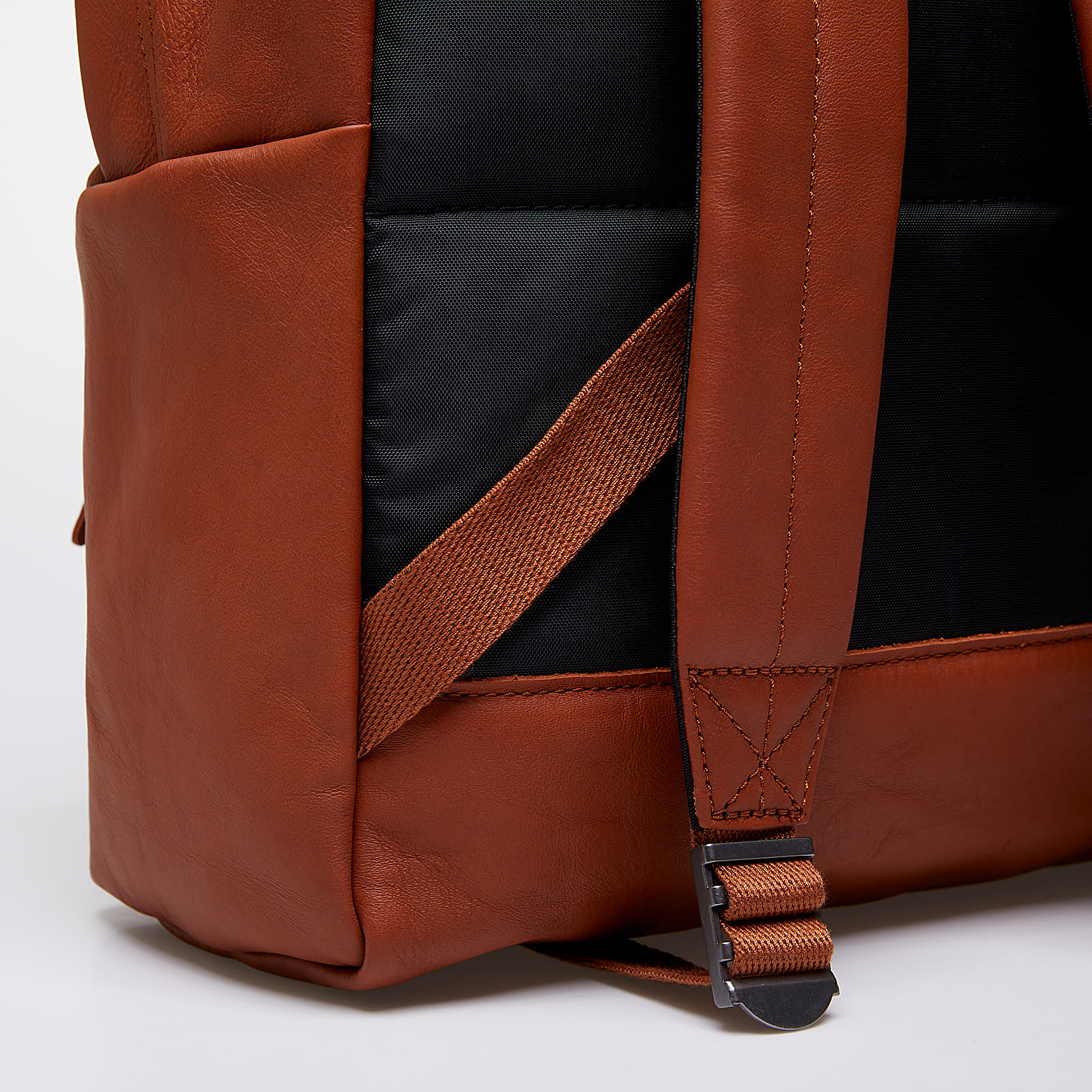 Раници EASTPAK Padded Pak'r Backpack Brandy Leather