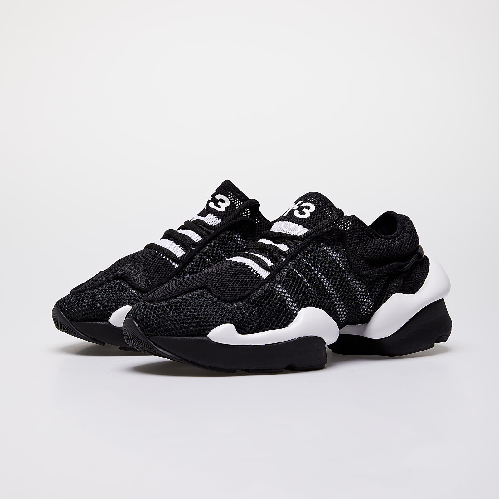 Мъжки кецове и обувки Y-3 Ren Core Black/ Core Black/ Ftw White