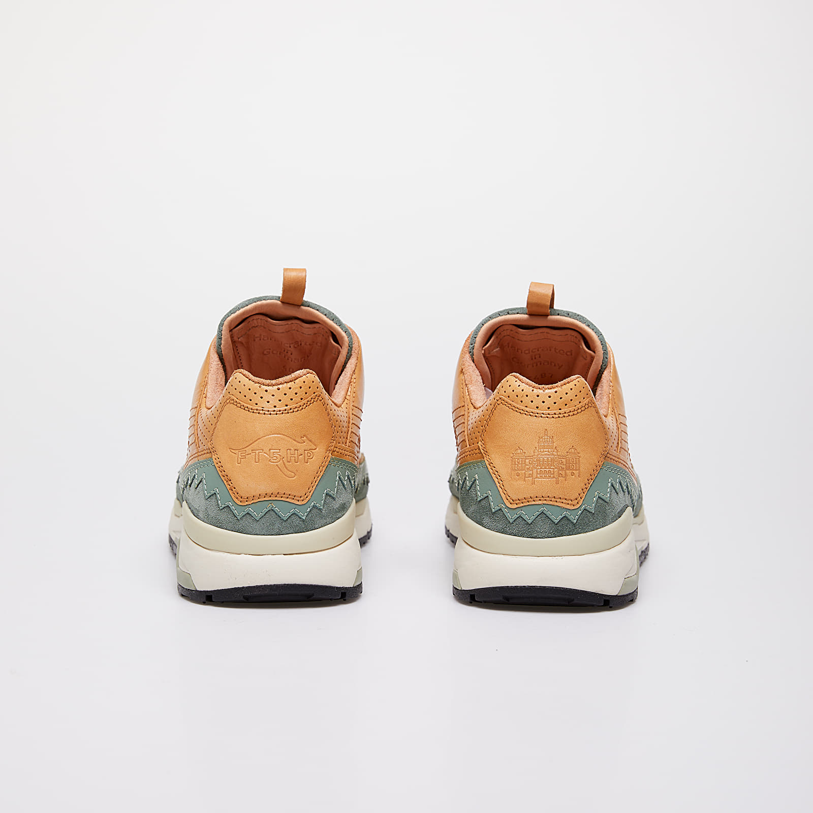 Pánské tenisky a boty Footshop x KangaROOS Ultimate 3 Flip