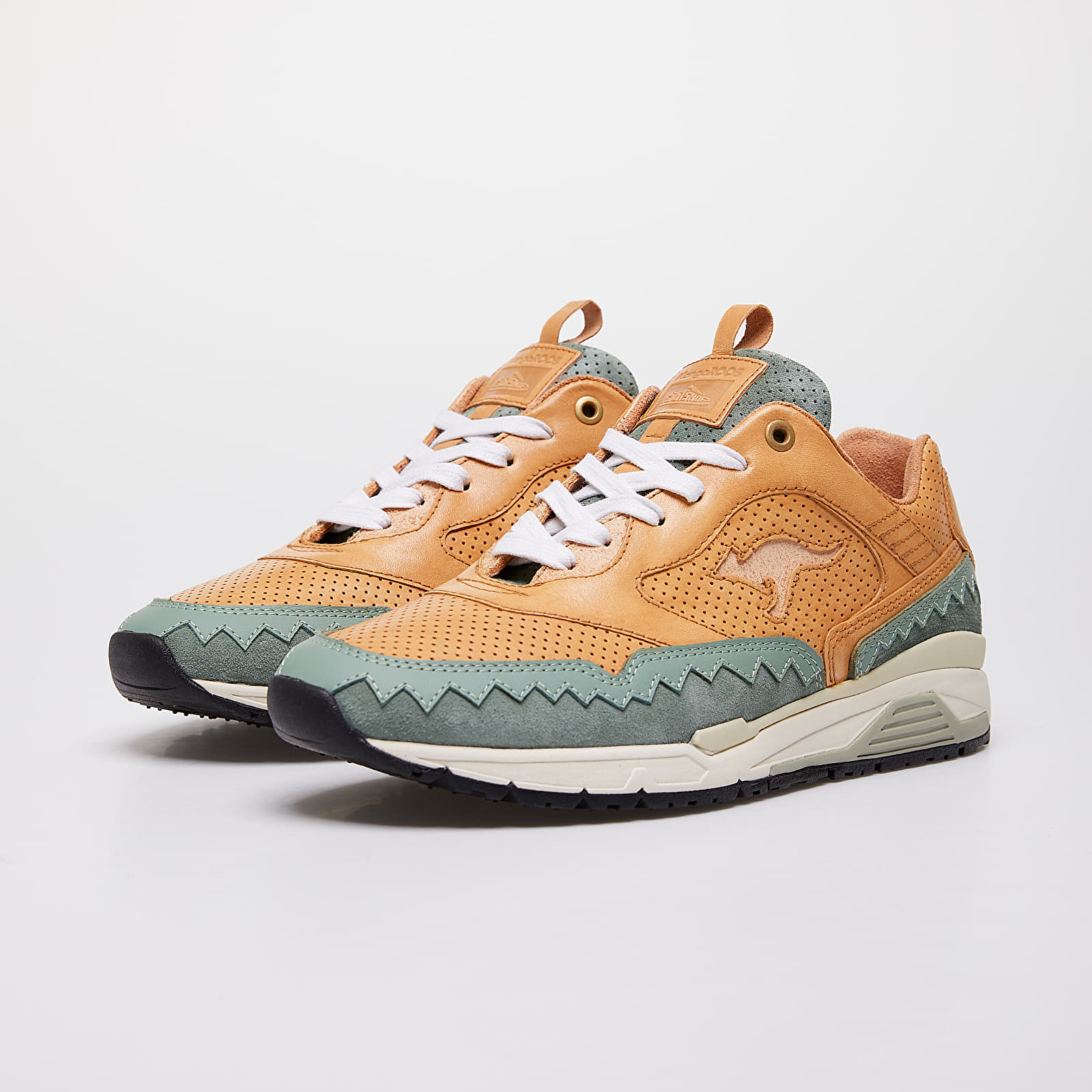 Pánské tenisky a boty Footshop x KangaROOS Ultimate 3 Flip
