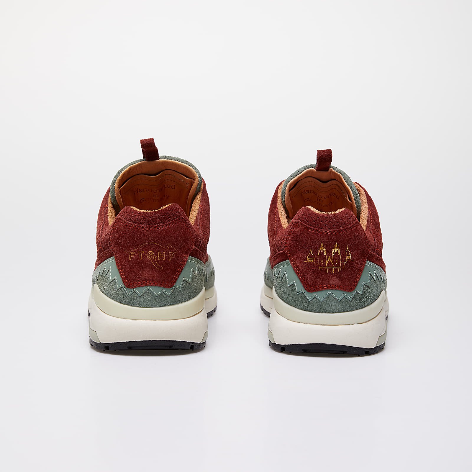Férfi cipők Footshop x KangaROOS Ultimate 3 The City Of A Hundred Spires