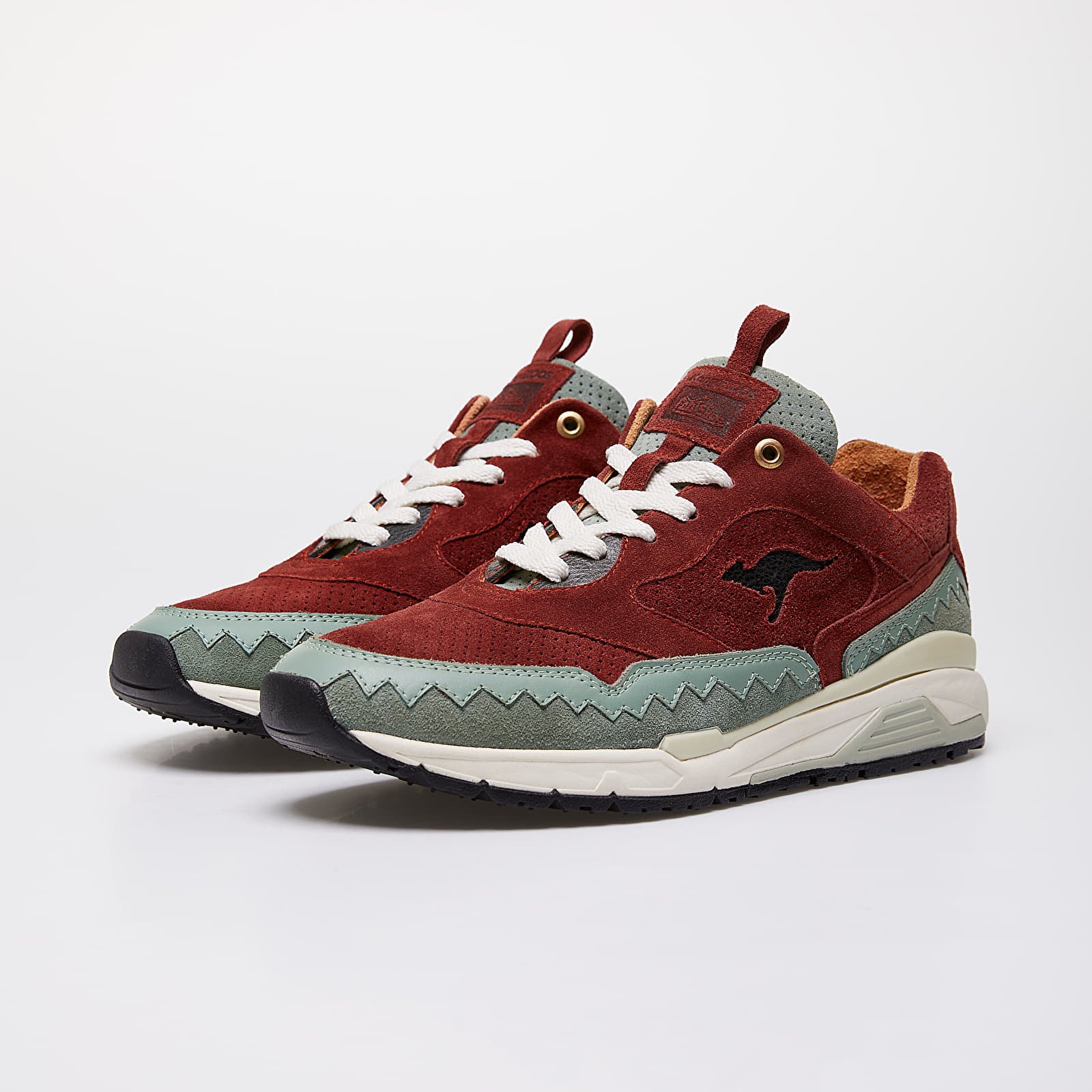 Férfi cipők Footshop x KangaROOS Ultimate 3 The City Of A Hundred Spires