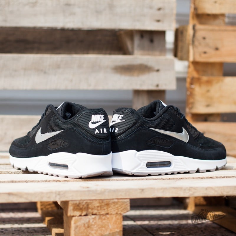 Men s shoes Nike Air Max 90 Essential Black Metallic Silver