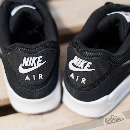 Nike air max 90 essential deals black metallic silver