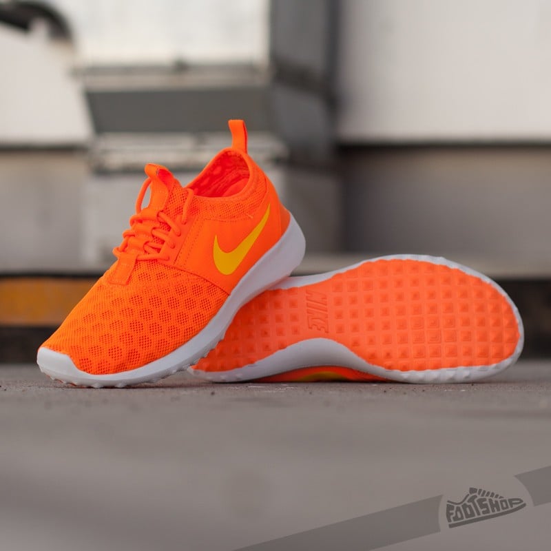 Women s shoes Wmns Nike Juvenate Total Orange Laser Orange White Footshop