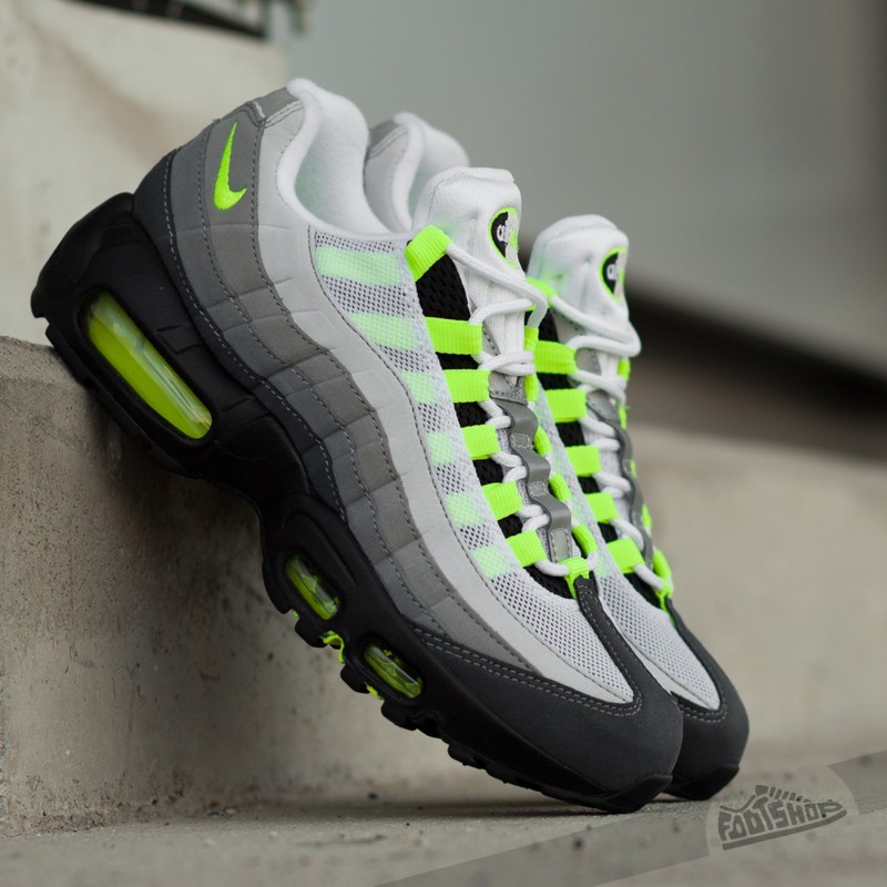 Buty damskie Nike Wmns Air Max 95 Black/ Volt- Anthracite- Cool Grey