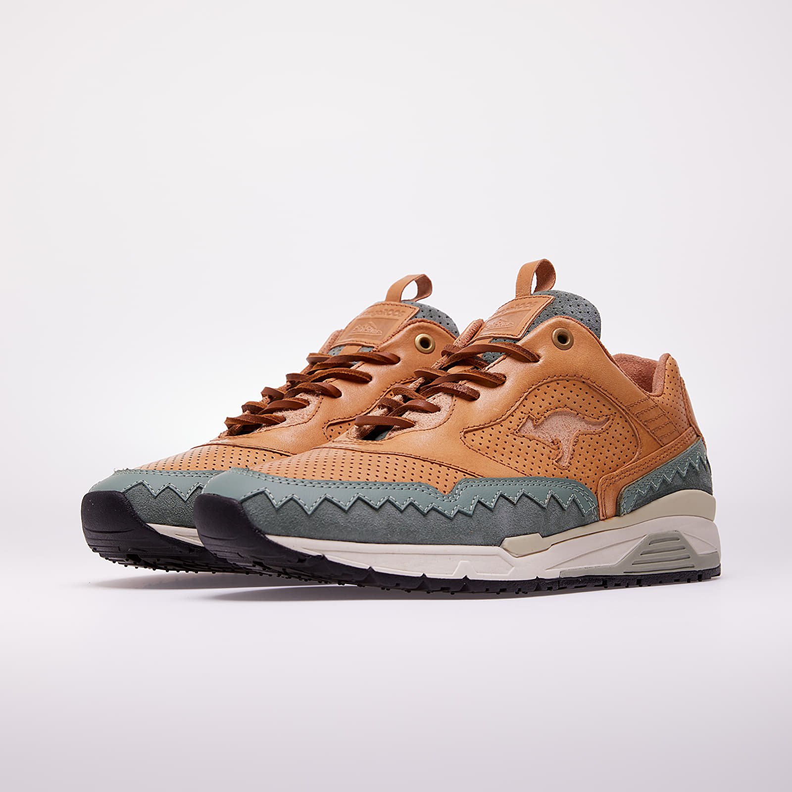 Pánské tenisky a boty Footshop x KangaROOS Ultimate 3 Flip