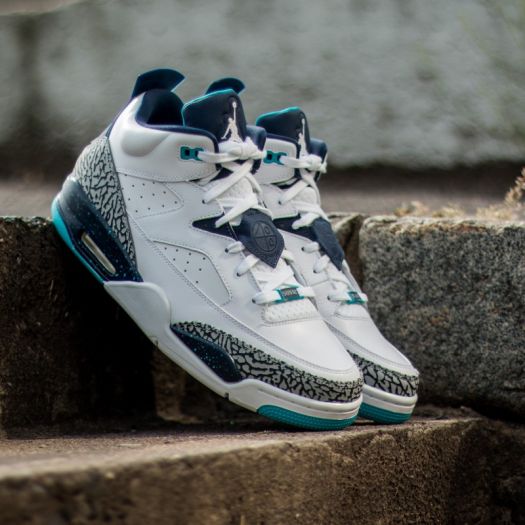 Jordan son of low blue 2025