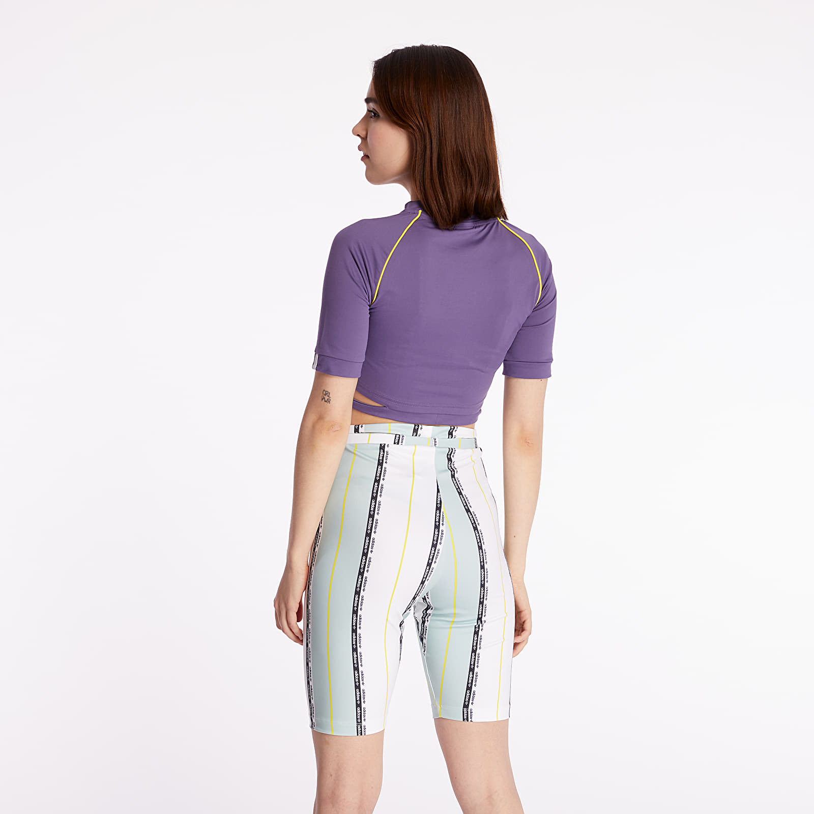 T-skjorter adidas Cropped Tee Tech Purple