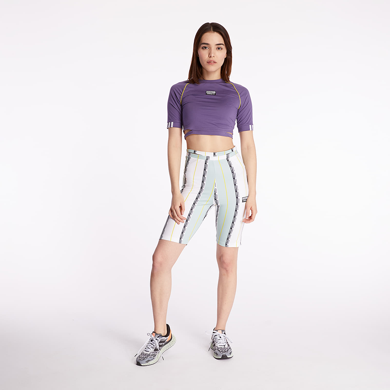 T-skjorter adidas Cropped Tee Tech Purple