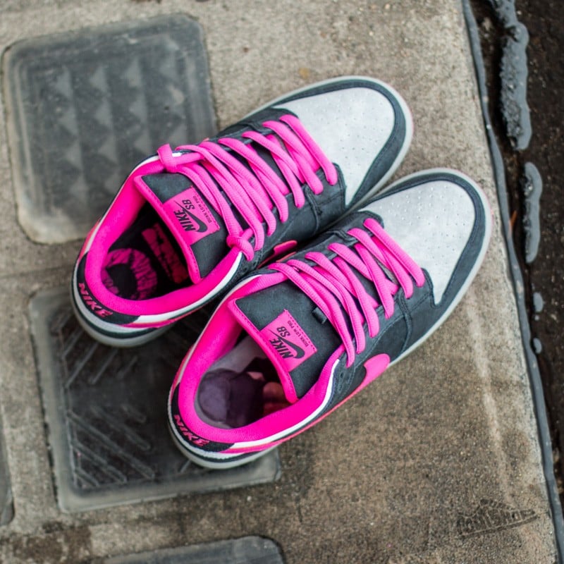 Scarpe uomo Nike Dunk Low Premium SB QS Black/ Pink Foil- White