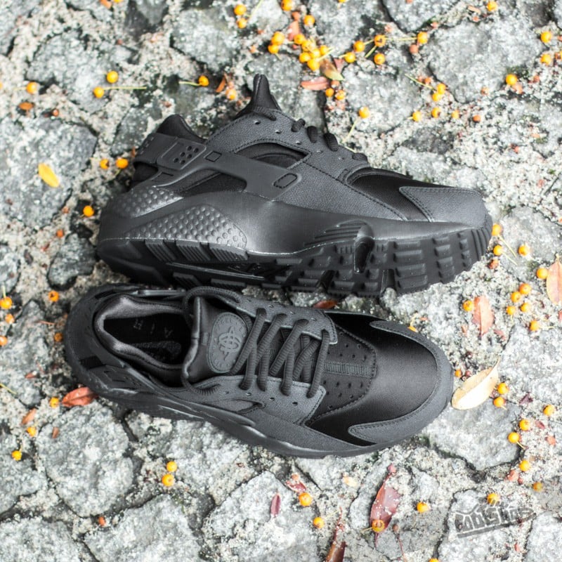 Női cipők Nike Wmns Air Huarache Run Black/ Black