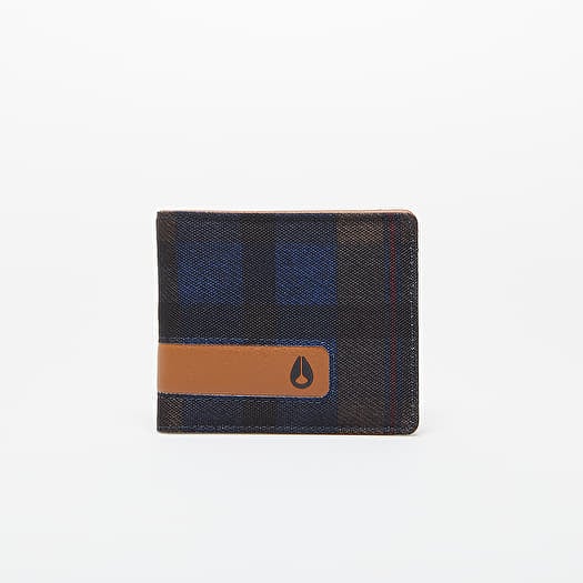 Nixon showoff store wallet