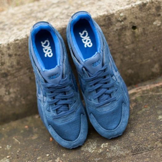Asics bleu marine deals