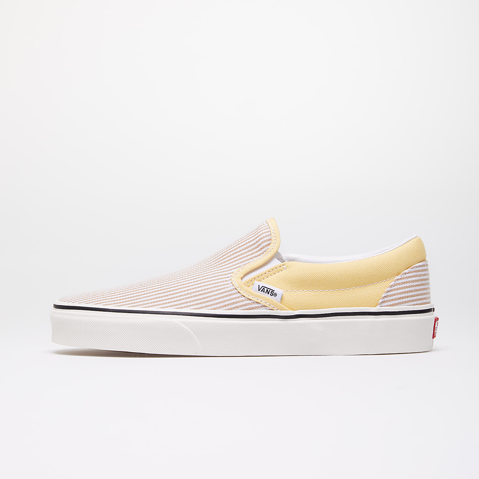 Men s shoes Vans Classic Slip On Mismatch Stripe Floral Footshop