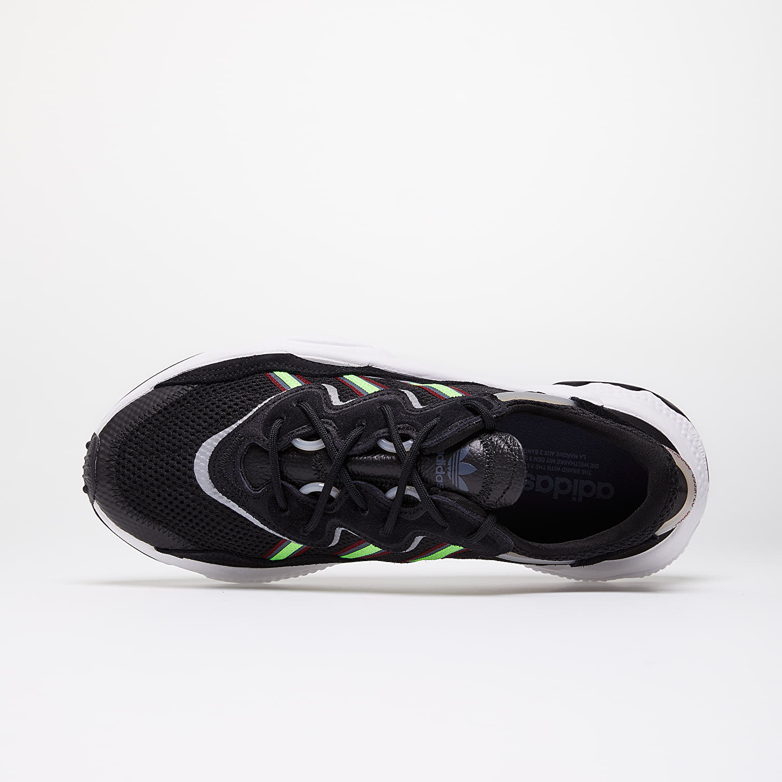 Men's shoes adidas Ozweego Core Black/ Semi Green/ Onix