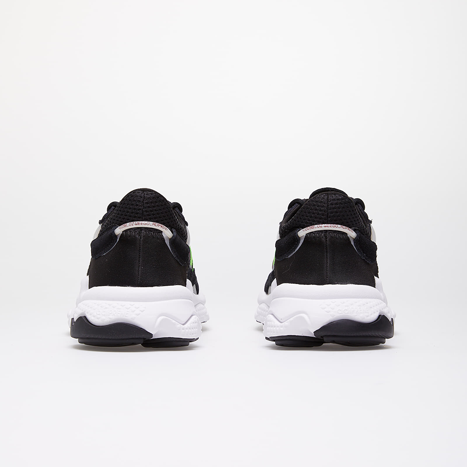 Men's shoes adidas Ozweego Core Black/ Semi Green/ Onix