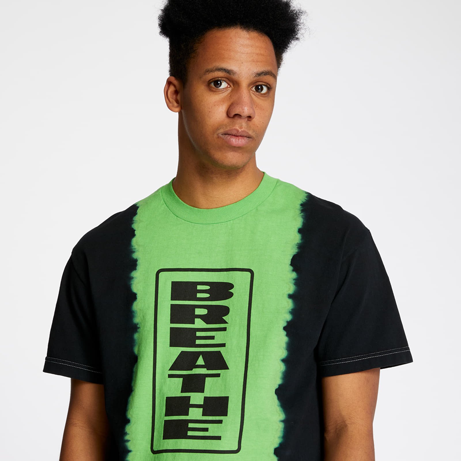 T-shirts PLEASURES Breate Split Dye Tee Black/ Green