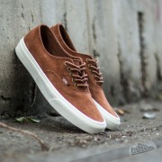 vans chauffeur monk's robe