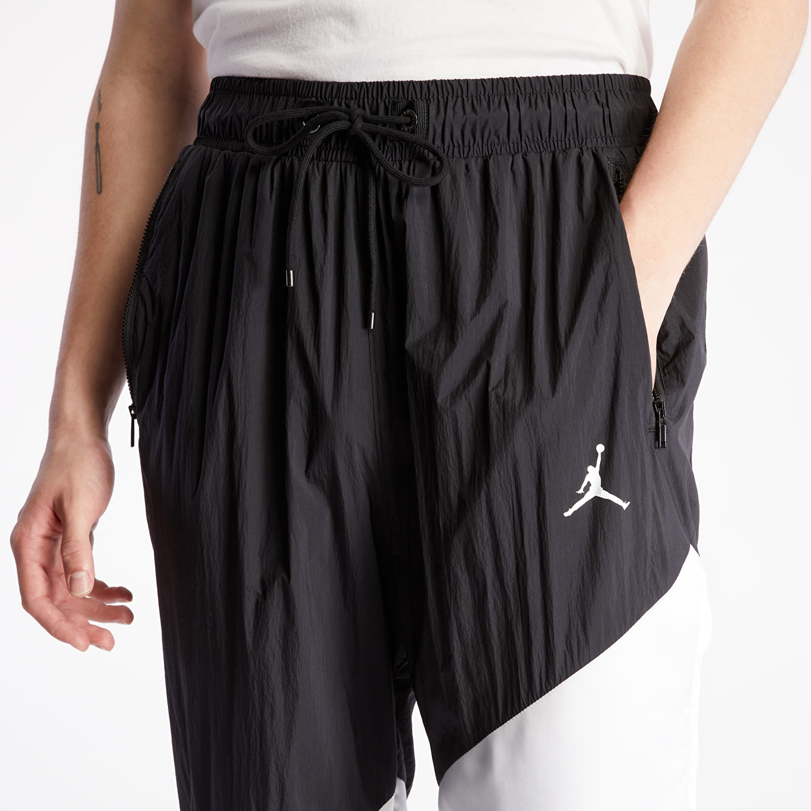 Jordan wings pants store