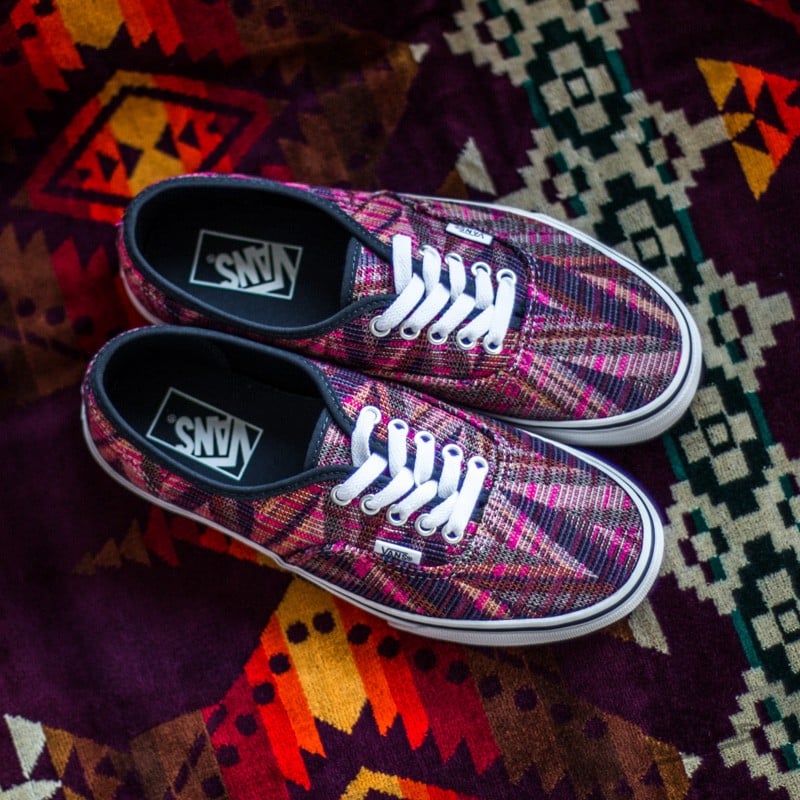 Chevron vans top