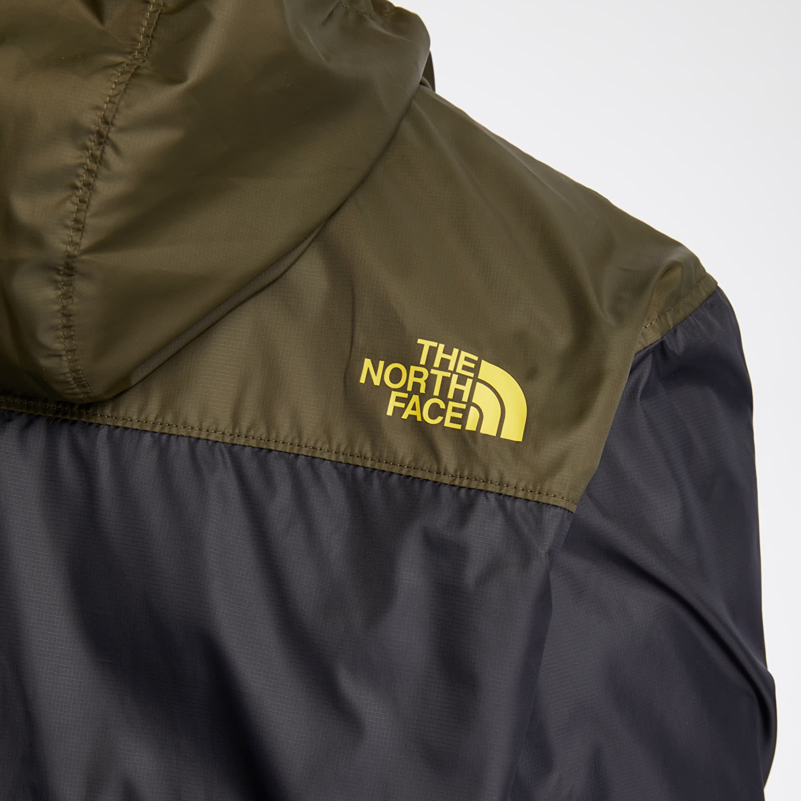 Jakne  The North Face 1990 Mountain Jacket Khaki/ Black