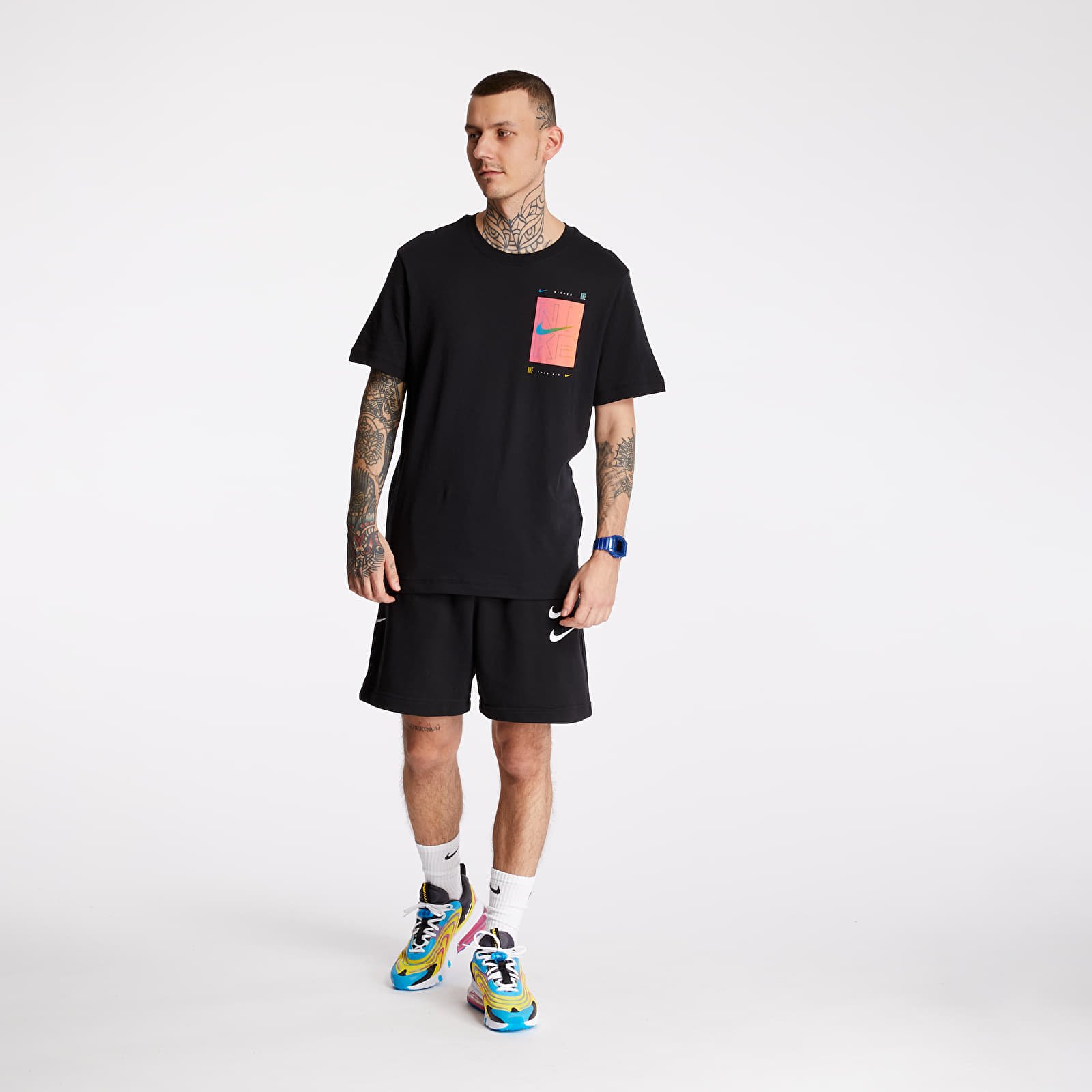 Majice T-shirt Nike Sportswear Snkr Cltr 4 Tee Black
