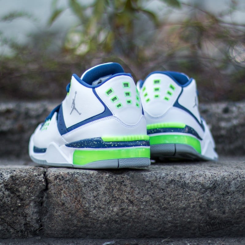 Jordan flight 23 light blue hot sale
