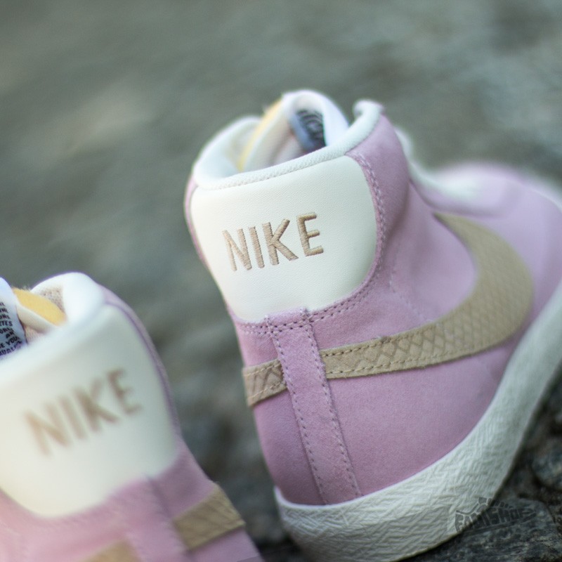 Dámské tenisky a boty Nike Blazer Mid Premium Vintage QS Prism Pink/Sand Dune 